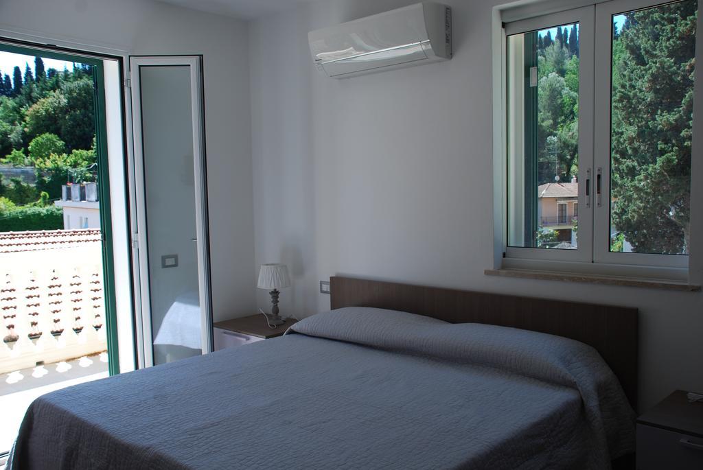 La Campagnetta Bed & Breakfast Alassio Bilik gambar